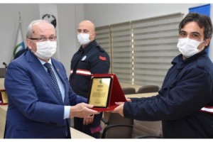 İzmir depreminde görev alan Tekirdağlı itfaiyecilere birer maaş ödül