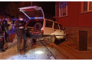 Kazada yaralanan alkollü sürücünün üzerinden av tüfeği çıktı