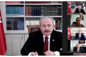 TBMM Başkanı Şentop, Tekirdağlı öğretmenlerle video konferans ile buluştu