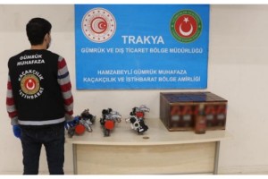 Hamzabeyli'de 505 oto yedek parçası ve 109 litre içki ele geçirildi