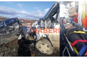 Malkara’da Minibüs ile Kamyonet Çarpıştı; 4 Yaralı