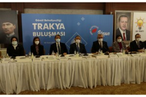 AK Parti'li Özhaseki: CHP'li büyükşehir belediyeleri 2 yıldır taş üstüne taş koymadı