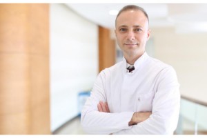 Her yıl 3 bin kadın rahim ağzı kanseri oluyor; uzmanı açıkladı: Kanseri atlatan biri, anne olabilir