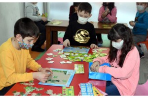 Karantinada aileleri bir araya getiren yapboz satışları arttı