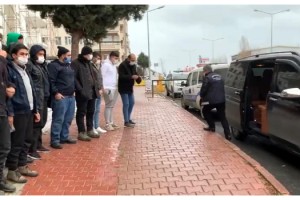 Tekirdağ'da, lüks minibüste 9 göçmen yakalandı