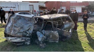 Tekirdağ'da minibüsle çarpışan otomobil alev aldı: Aynı aileden 1 kişi öldü, 3 kişi yaralandı