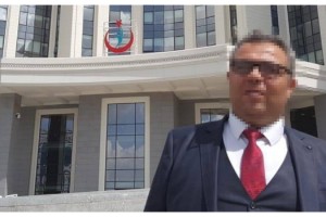 Hizmetliden rüşvet istediği iddia edilen hastane müdürü görevden alındı