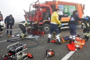 Malkara'da yoğun sis kazalara neden oldu: 3 yaralı