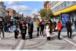 'Çok yüksek riskli' iller arasındaki Edirne'de, esnaf ve vatandaş endişeli