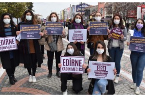 Edirne'de kadınlardan 'İstanbul Sözleşmesi' açıklaması