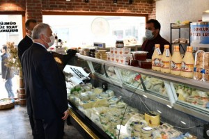 Vali Aziz Yıldırım Ömürcan Peynir Helvasını Ziyaret Etti