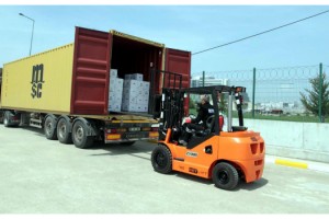 Tekirdağ'da ihtiyaç sahiplerine 2 bin koli erzak yardımı