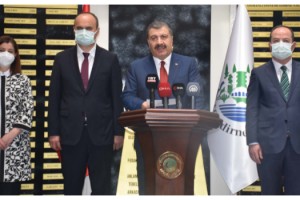 Bakan Koca: Son 2 haftada hastaneye müracaat edenlerin sayısı yarı yarıya düştü