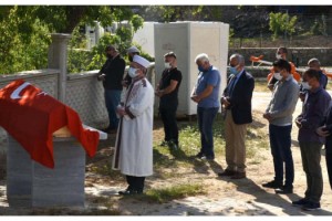 Kore gazisi askeri törenle toprağa verildi