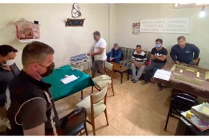 Soğan deposunda kumar oynayanlara 21 bin lira ceza