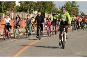 Dünya Bisiklet Günü etkinliğine çocuklar ve ailelerinden büyük ilgi