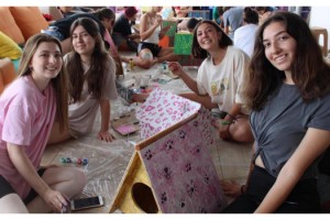 Avrupalı öğrenciler, sokak hayvanları için buluştu