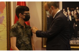 Edirne valisinden LGS birincilerine, çeyrek altın