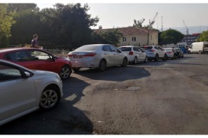 Tekirdağ'da feribot iskelesinde bayram tatili yoğunluğu