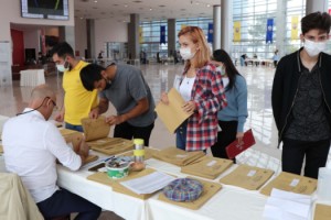 Trakya Üniversitesi'nde kayda gelen öğrencilere için aşı merkezi kuruldu
