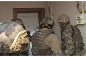 İstanbul'un birçok ilçesinde uyuşturucu operasyonu; Çok sayıda şüpheli gözaltında