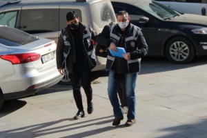 Malkara’da çöp konteynerlerinin kapaklarını çalan bir kişi tutuklandı