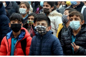 Okullarda 'figürlü maske' tehlikesi