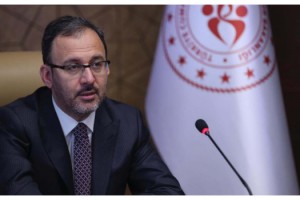 Bakan Kasapoğlu: Sporcu ahlakına sığmayan bu çirkin hareket için gereği yapılıyor