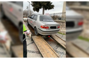 Edirne'de, ehliyetsiz yoklama kaçağı sürücüye 8 bin lira ceza