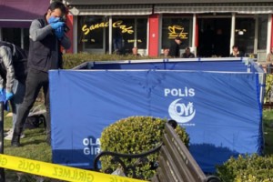 Parkta ölü olarak bulundu