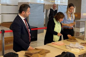 Çorlu Belediyesi'nde işçiler sandık başına gidip grev kararı aldı