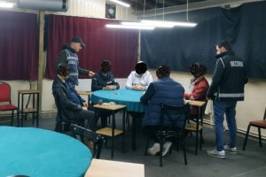 Edirne'de 'kumar, tombala ve oyun makinesi' uygulamasında, 2 kişi yakalandı