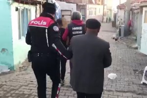 Keşan’da uyuşturucu satıcılarına operasyon: 18 gözaltı