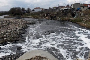 Tekirdağ'da çevreyi kirleten tesislere 6 milyon 799 bin lira ceza