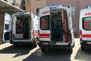 Fabrikada yemekten zehirlenen 28 işçi hastaneye kaldırıldı