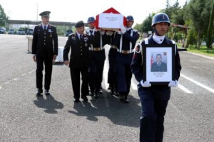 Kalp krizi geçiren uzman çavuş, hayatını kaybetti