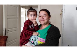 Nefes borusuna su kaçan Zeynep Mira'yı 'Heimlich manevrası' ile kurtardı