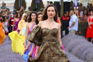 Tekirdağ Lavanta Tarla Günleri'nde defile düzenlendi