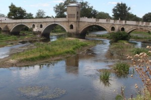 Tunca Nehri'nde su seviyesi yüzde 50 düştü, üretici endişeli