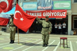 Edirne'de engelli gençler için temsili asker eğlencesi