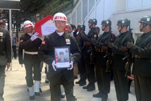 Kıbrıs gazisi Koç, törenle son yolculuğuna uğurlandı