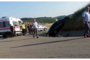 Malkara'da otomobil ile hafif ticari araç çarpıştı; 7 yaralı