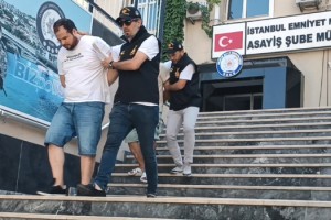 Fatih'te kafede 'Schengen vizesi' operasyonu