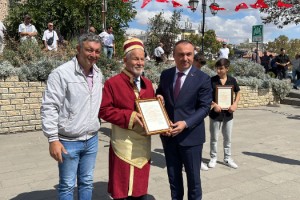 Tekirdağ’da yılın ahisi seçildi