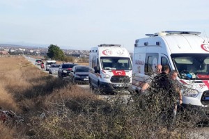 Tekirdağ'da otomobille çarpışan motosikletteki baba öldü, oğlu yaralandı