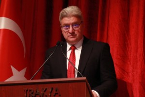 Eski Makedonya Cumhurbaşkanı İvanov: Dünyanın kafası barıştan çok savaşla meşgul