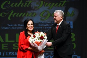 Türkan Şoray, Cahit Irgat’ı anma gecesine katıldı