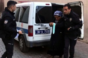 3 haftalık kızını boğarak öldüren anneye müebbet hapis