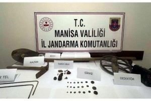 Antik kentte kaçak kazı yapan 3 şüpheli yakalandı