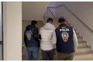 'Promosyon ödeyeceğiz' vaadiyle 384 bin lira dolandırdılar